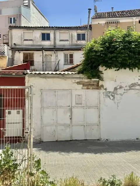 Vista exterior de Casa o xalet en venda en Madrid amb Terrassa