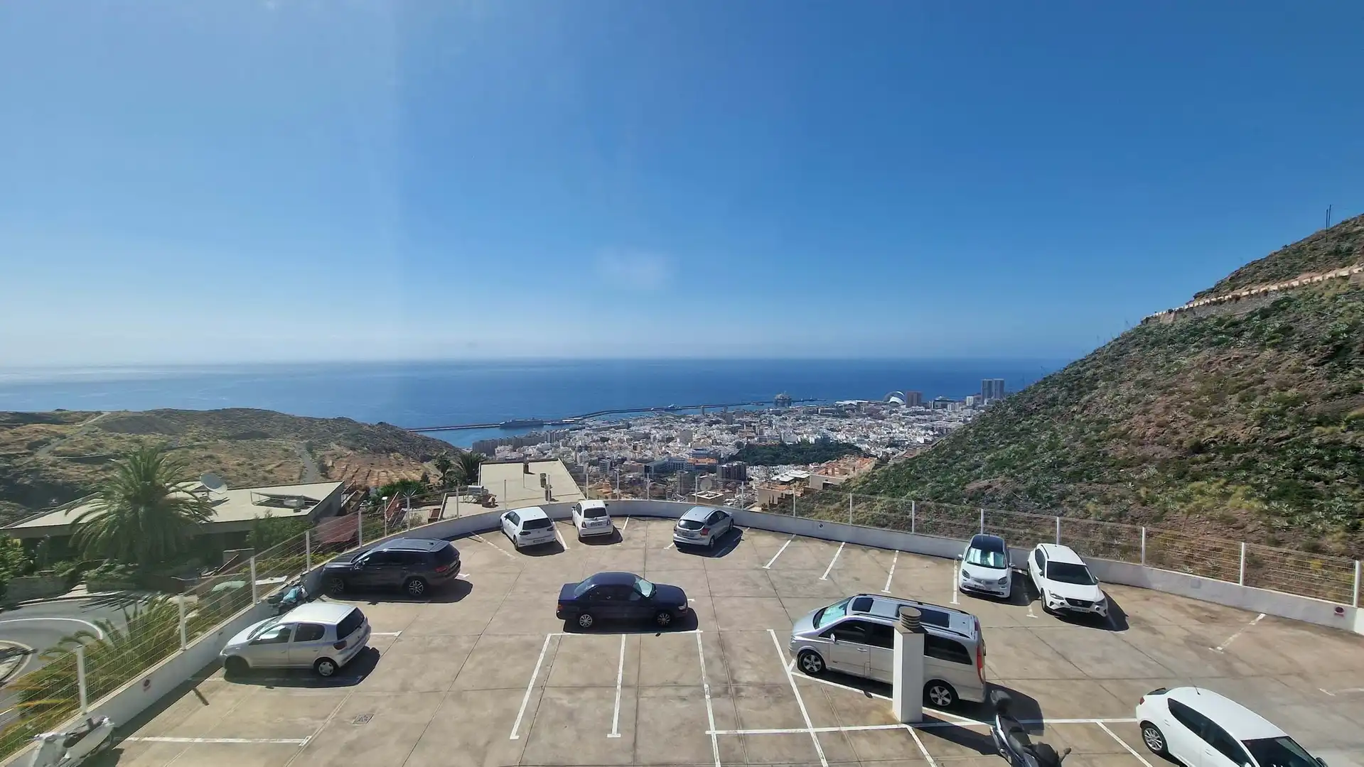 Parking of Flat for sale in Santa Cruz de Tenerife  with Air Conditioner, Furnished and Jacuzzi