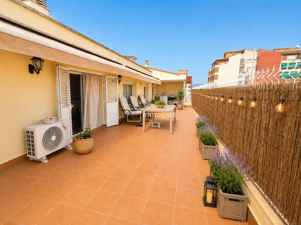 Terraza de Ático en venta en Salt con Calefacción y Terraza