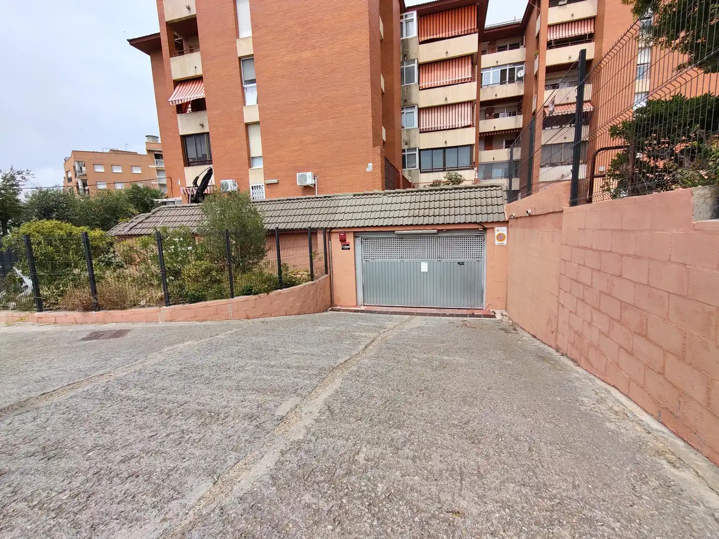 Aparcament de Pis en venda en Tarragona amb Aire condicionat, Calefacció i Jardí privat