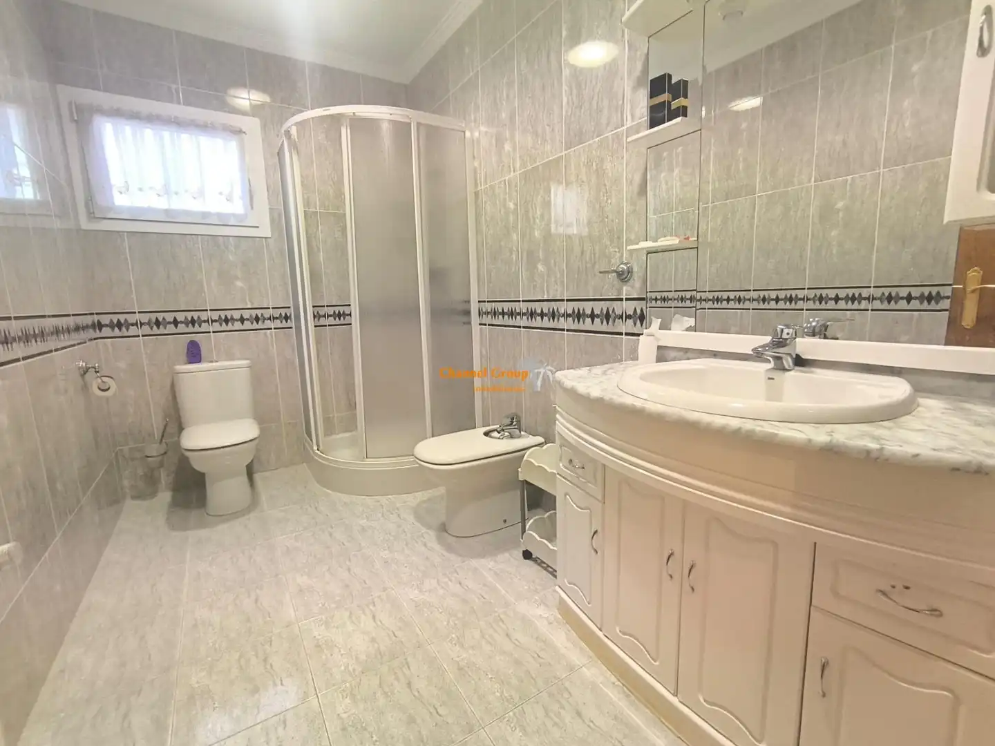 Baño de Casa o chalet en venta en Elche / Elx con Aire acondicionado, Jardín privado y Balcón