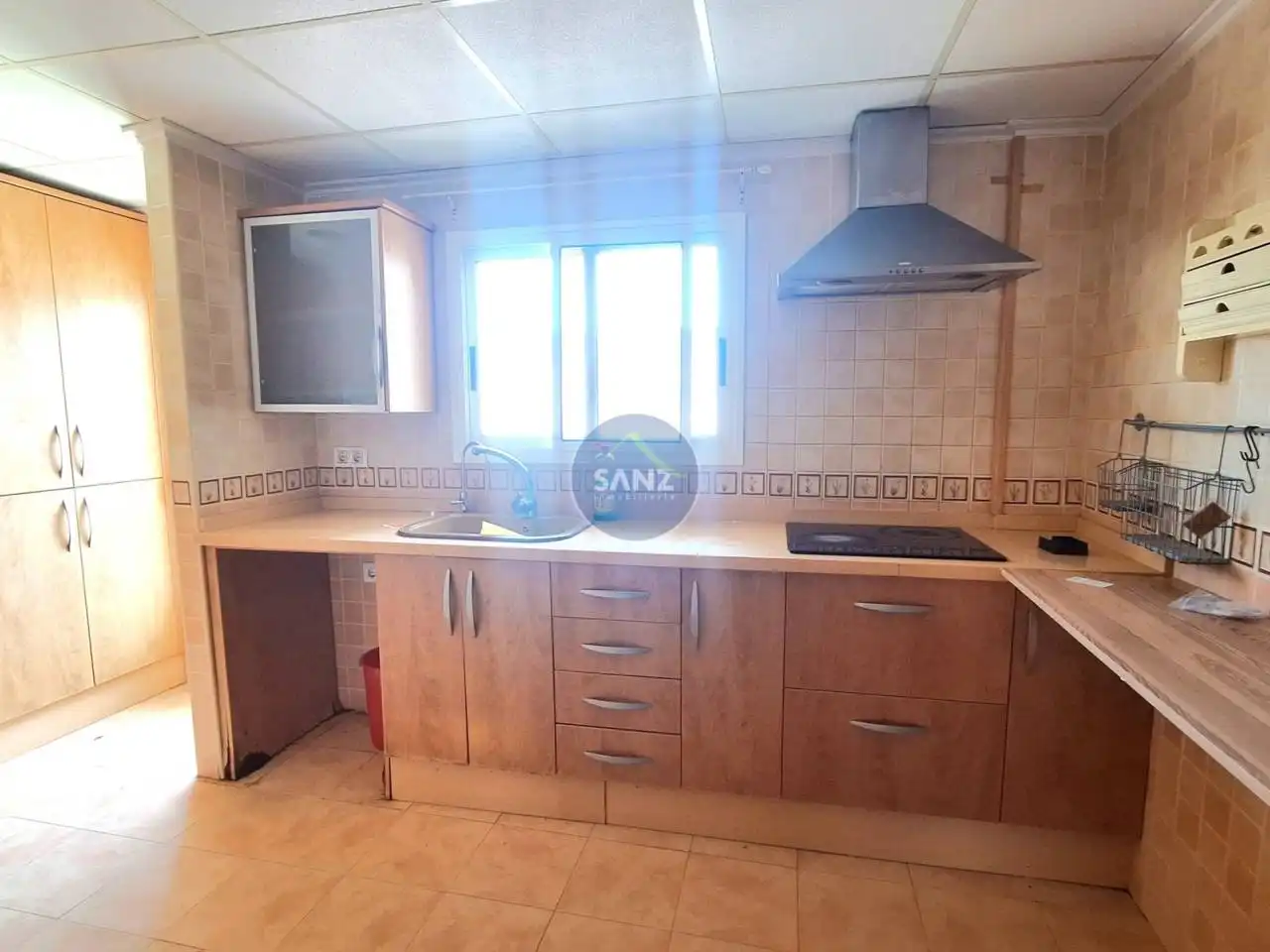 Flat with terrace for sale in Calle Calixto III, imagen 2
