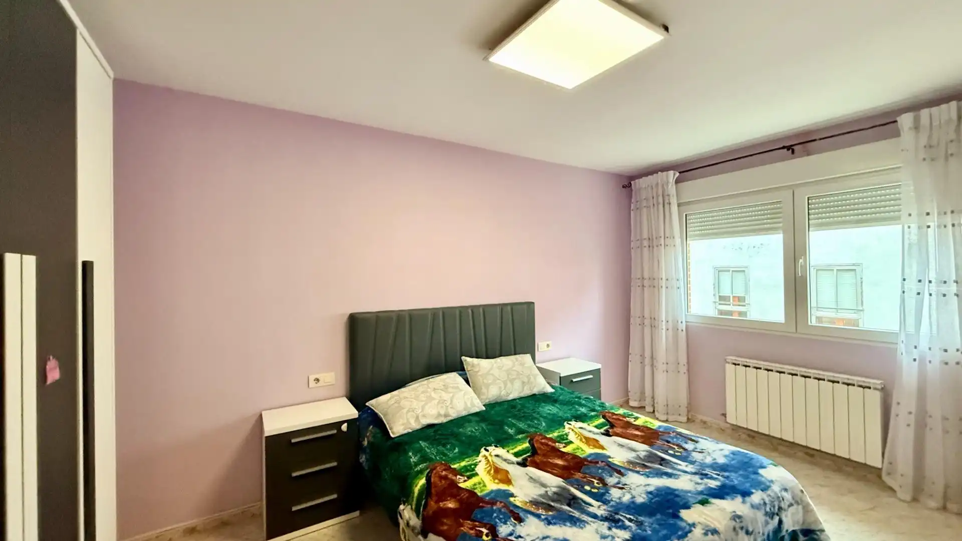 Schlafzimmer von Einfamilien-Reihenhaus zum Verkauf in Cuéllar mit Heizung, Privatgarten und Abstellraum