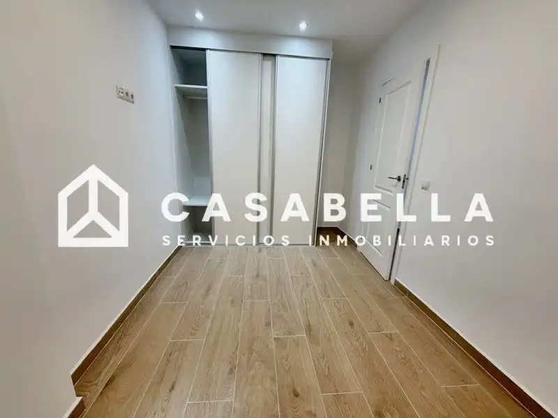 Piso en venta en Cid, Nou Moles