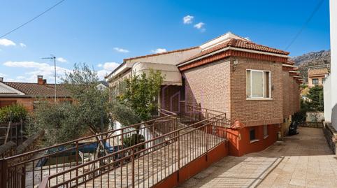 Foto 2 de Casa o xalet en venda a Calle de la Rosaleda, Manzanares El Real, Madrid