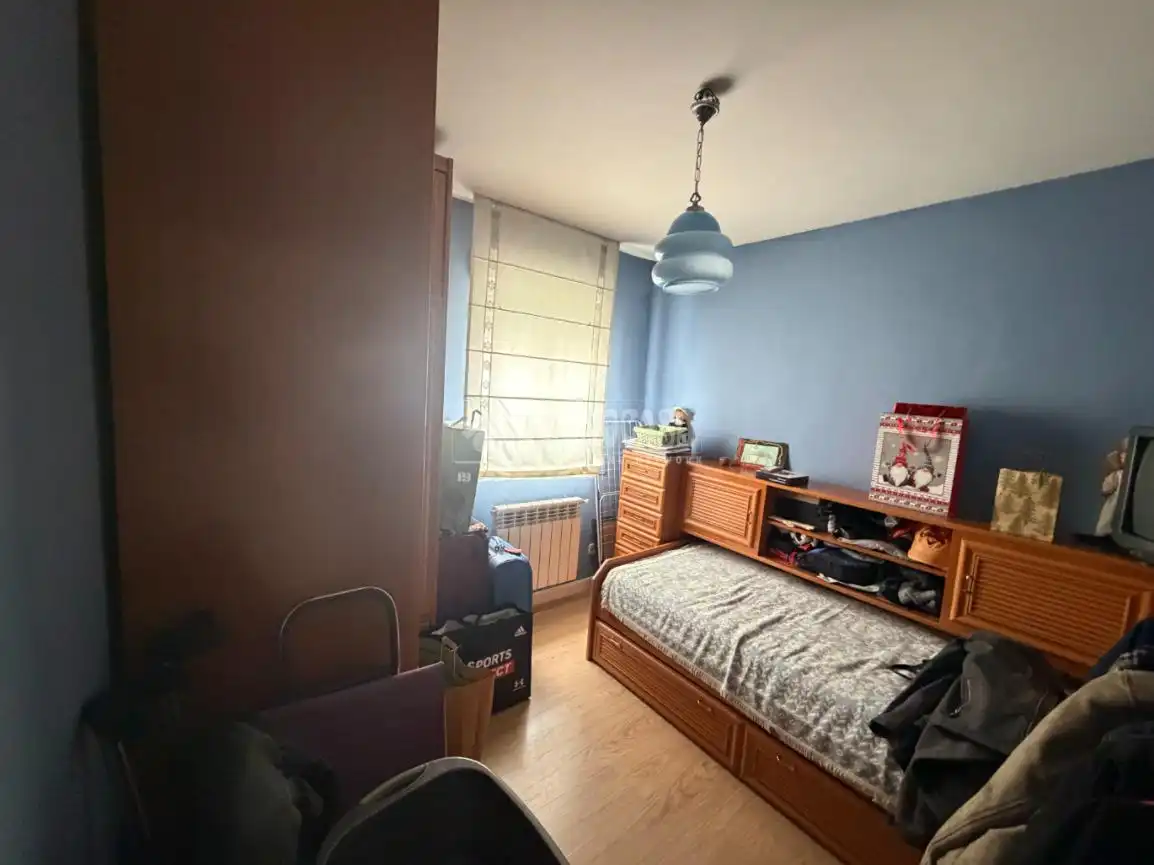Habitación de Piso en venta en Madrid con Calefacción