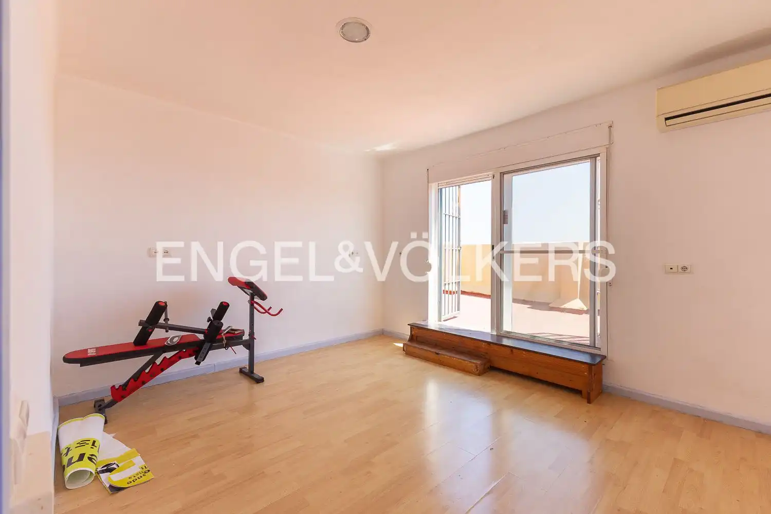 Ático en venta en Valencia con Calefacción y Terraza