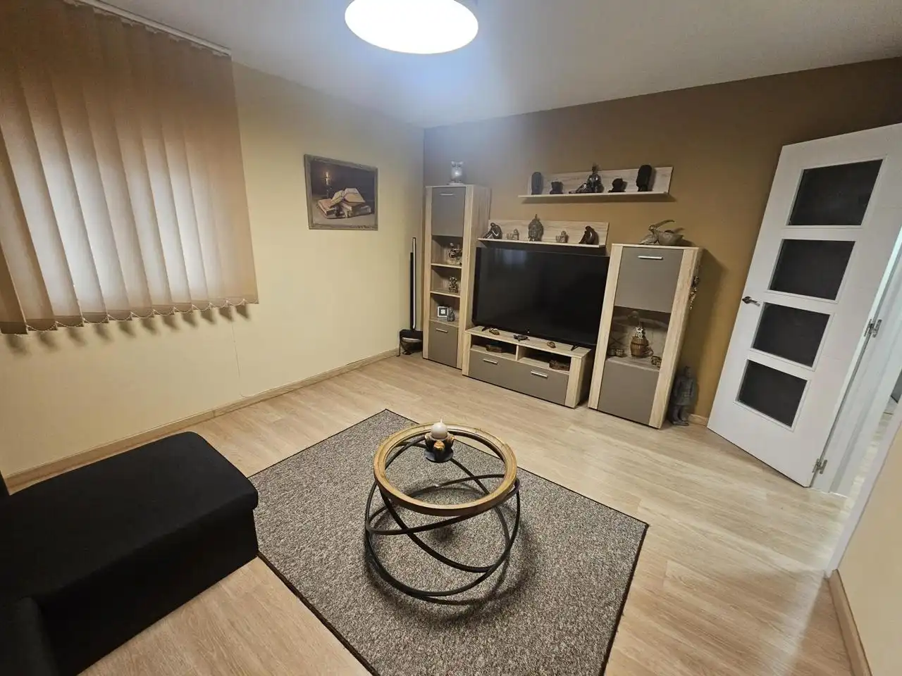 Living room of Houses for sale in Alcalá de Henares  with Air Conditioner, Heating and Private garden