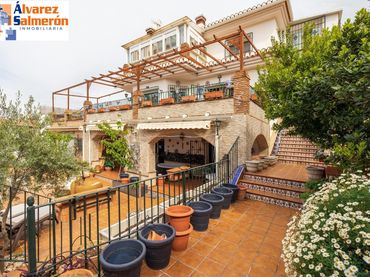 Villa in vendita a Calle EL TEJO