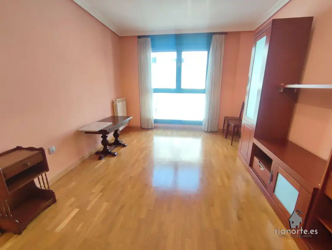 Living room of Flat for sale in Langreo  with Heating, Terrace and Storage room