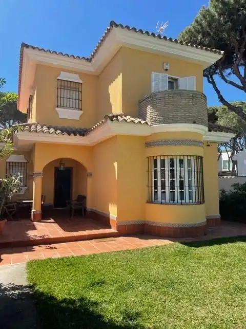 Vista exterior de Casa o chalet en venta en Chiclana de la Frontera con Jardín privado, Terraza y Trastero