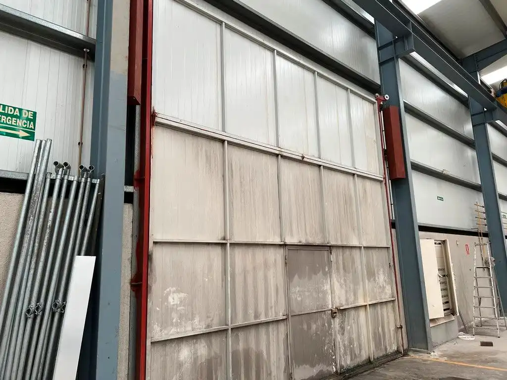 Industrial building with lift for sale in Rúa Jesús Fernández Pita, imagen 8