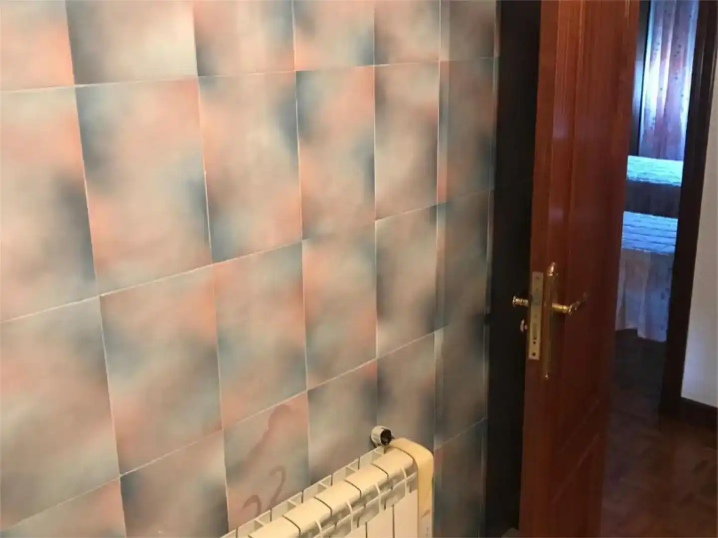 Bany de Pis en venda en Gordexola amb Parquet, Traster i Moblat