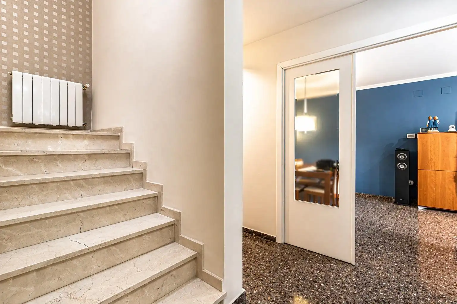 Casa adosada en venta en Carlet con Aire acondicionado, Trastero y Alarma