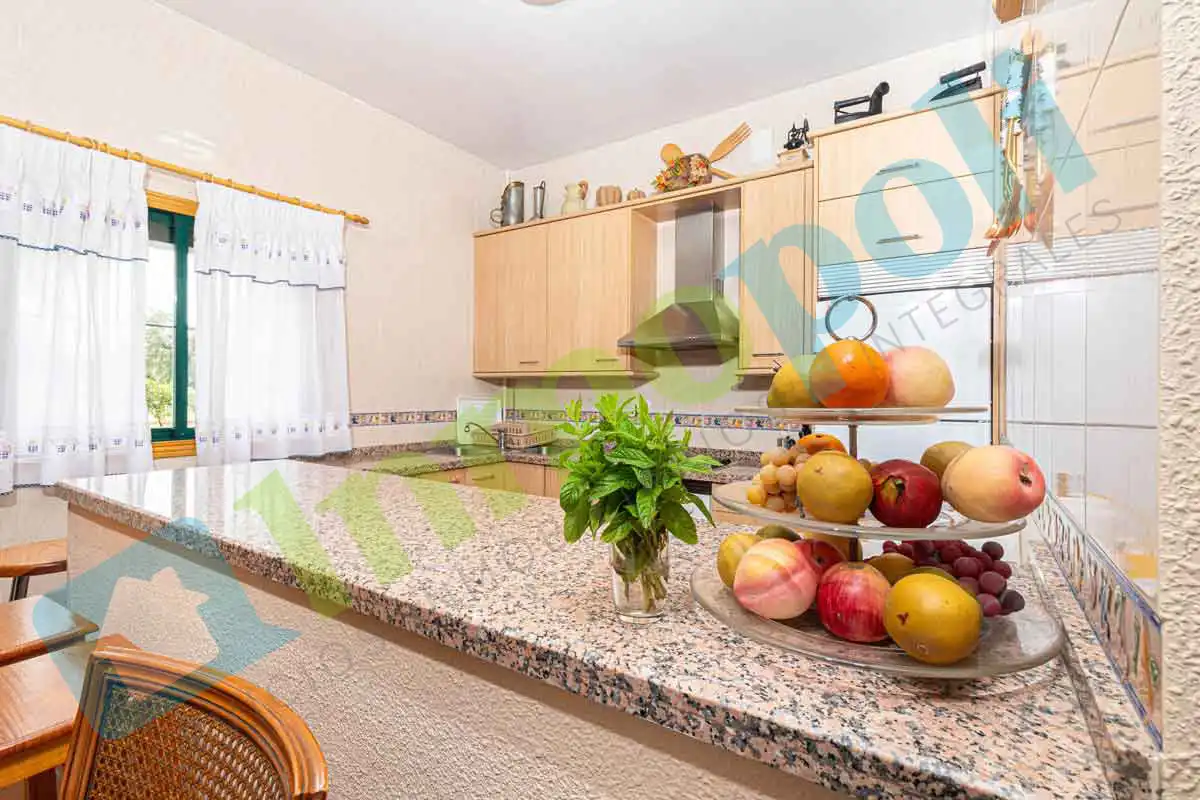 Küche von Haus oder Chalet zum Verkauf in Badajoz mit Klimaanlage und Abstellraum