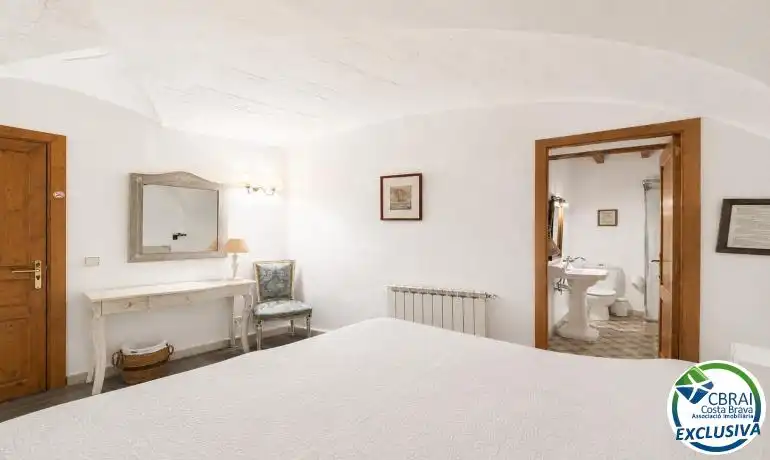 Habitación de Finca rústica en venta en Fortià con Aire acondicionado, Calefacción y Terraza