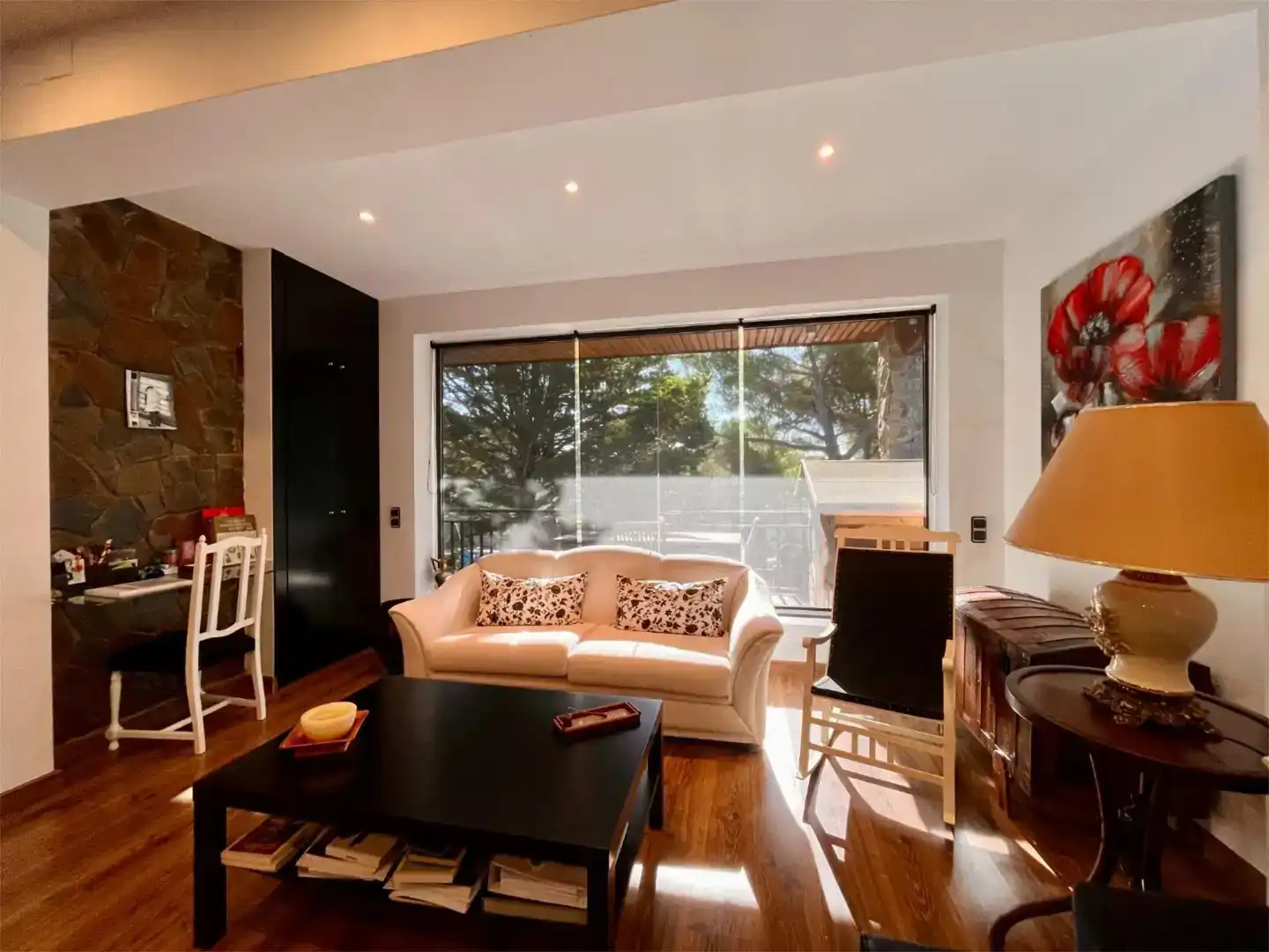 Sala de estar de Casa o chalet en venta en Begues con Aire acondicionado, Piscina y Balcón
