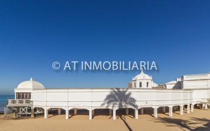 Vista exterior de Casa o xalet en venda en  Cádiz Capital amb Terrassa