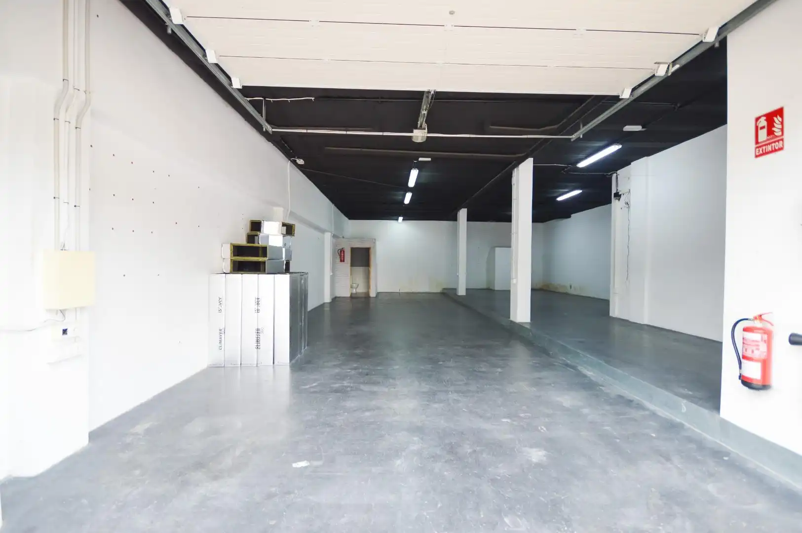 Local comercial en venda a Calle Calle Sierra de Laujar 16, imagen 3