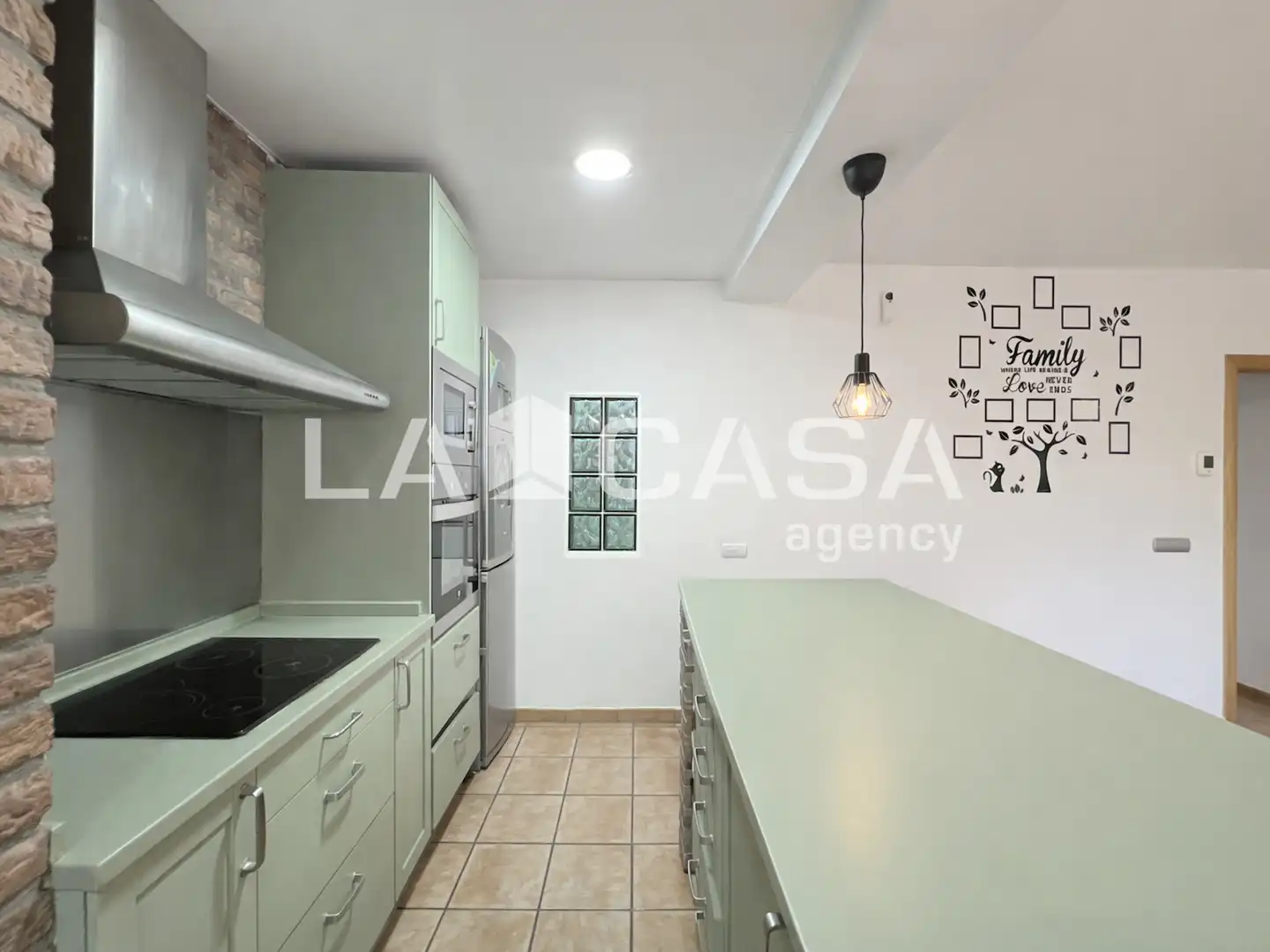 Cocina de Piso en venta en Badalona con Calefacción y Terraza