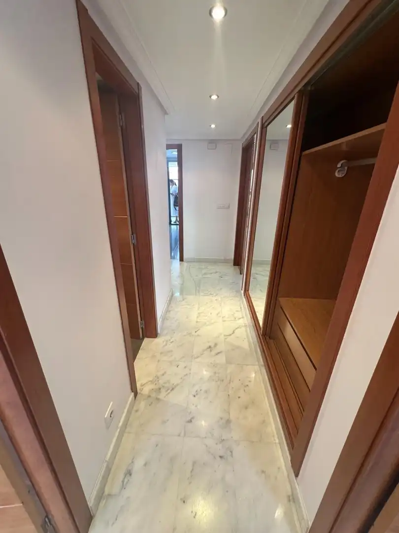 Piso de alquiler en Alicante / Alacant con Aire acondicionado y Piscina comunitaria