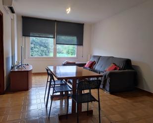 Sala d'estar de Àtic en venda en Torelló amb Calefacció i Balcó