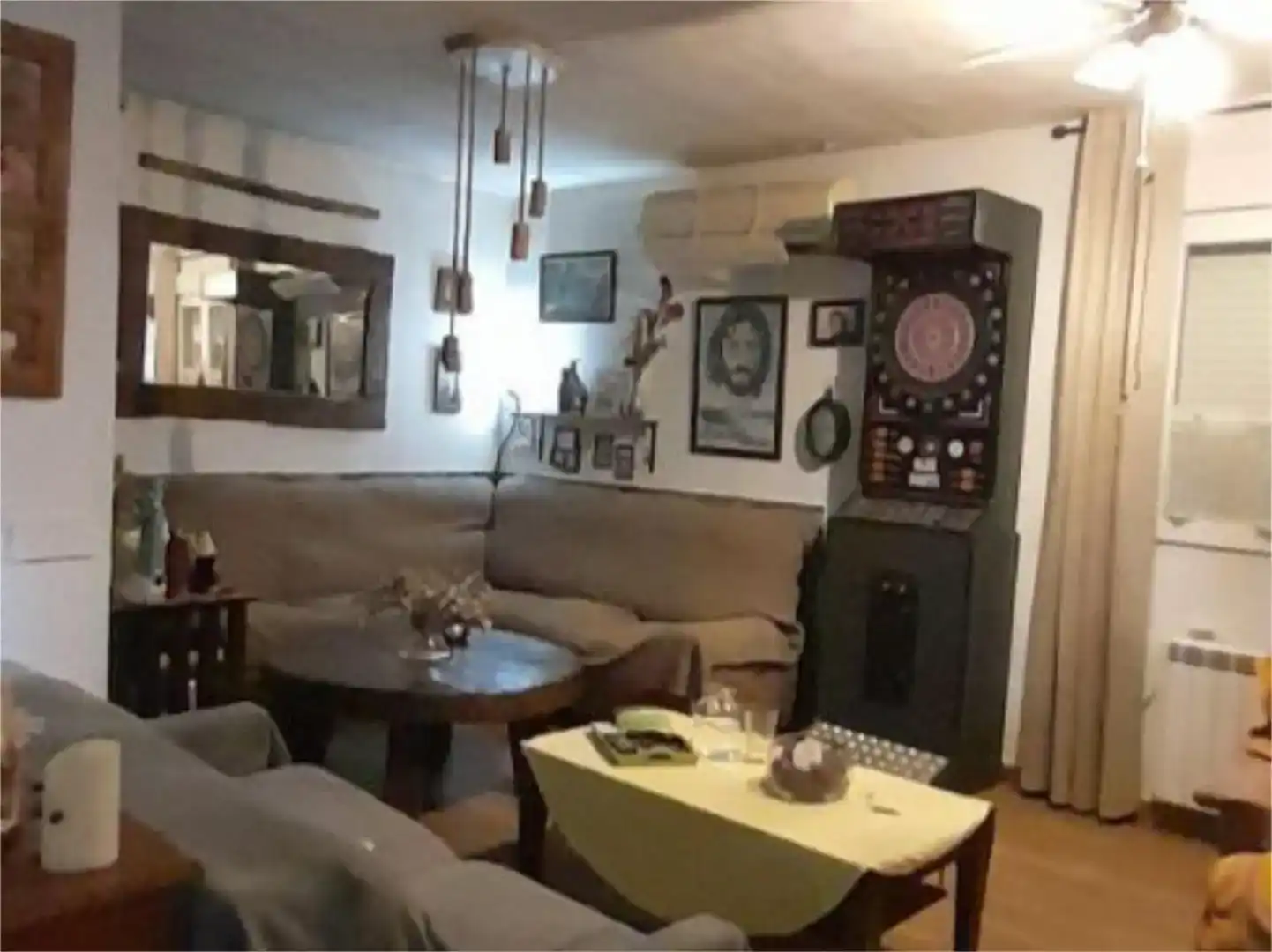 Flat for sale in Llombai  with Air Conditioner, Private garden and Storage room