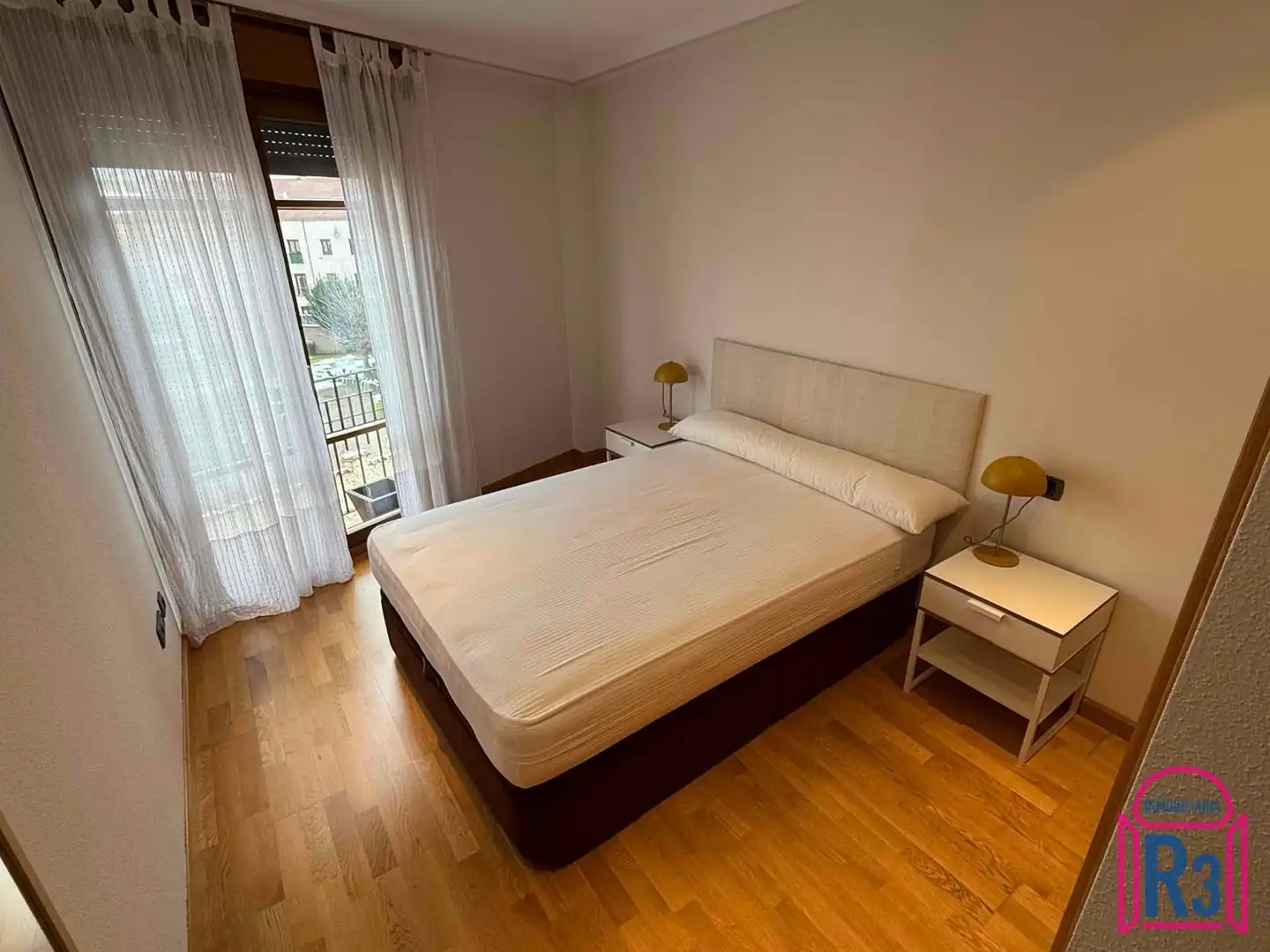 Flat for rent in Los Cubos, San Mamés - La Palomera