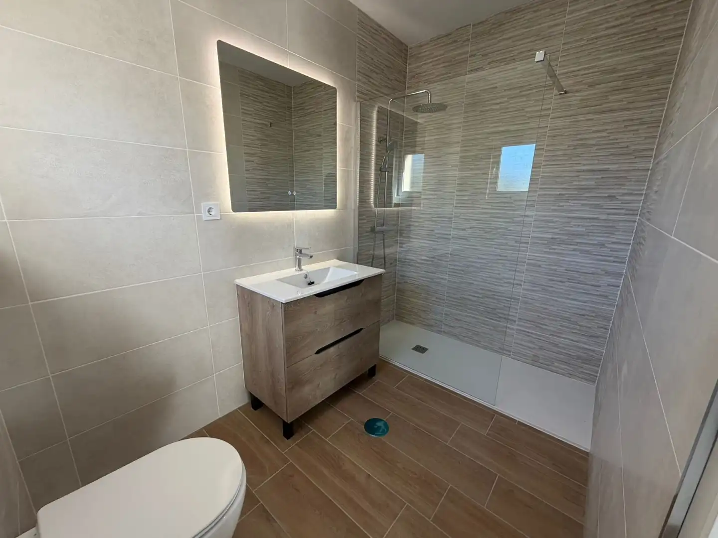 Baño de Ático en venta en Cartagena con Aire acondicionado, Terraza y Horno