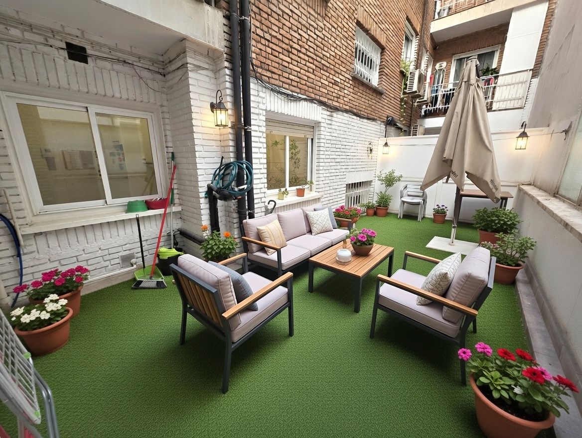 Terrace of Flat for sale in  Madrid Capital  with Heating and Terrace