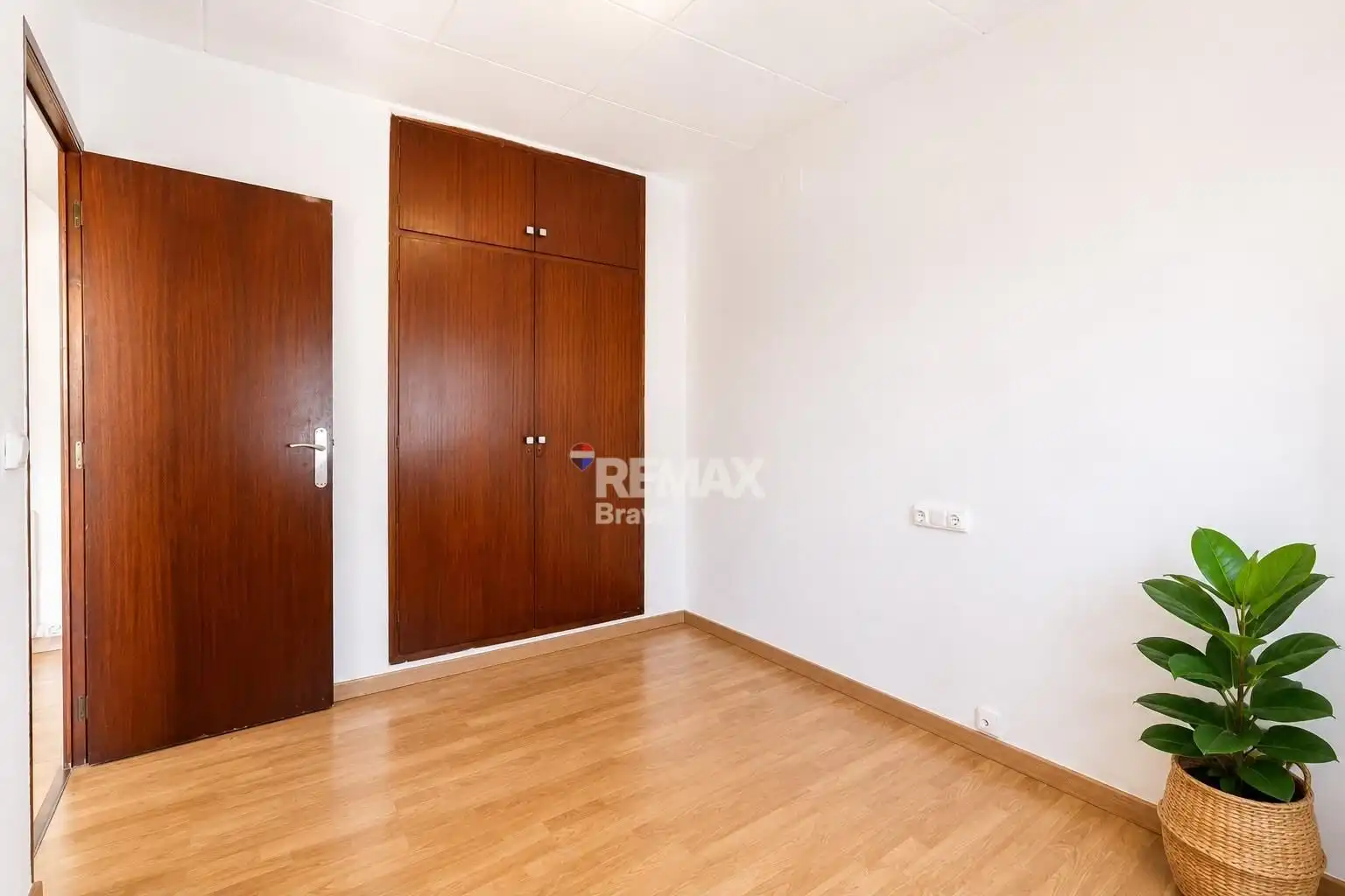 Bedroom of Houses for sale in Roses  with Air Conditioner, Private garden and Parquet flooring