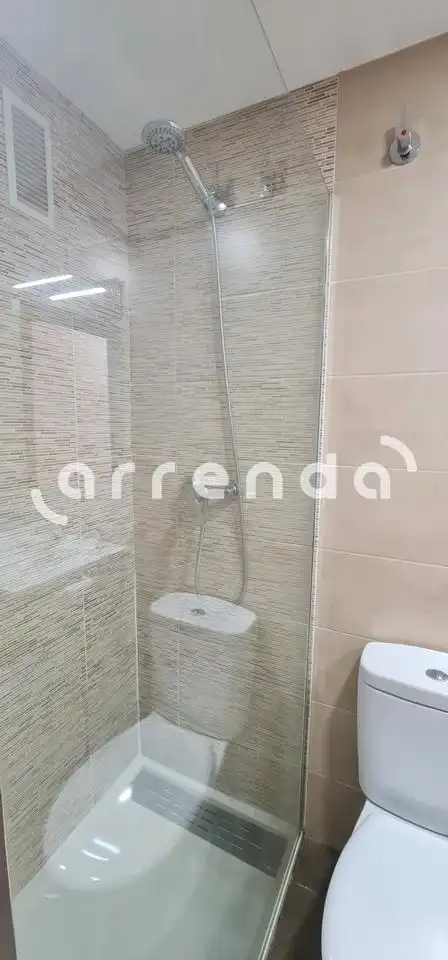 Piso de alquiler en Del Amor De Dios, Cortes - Huertas