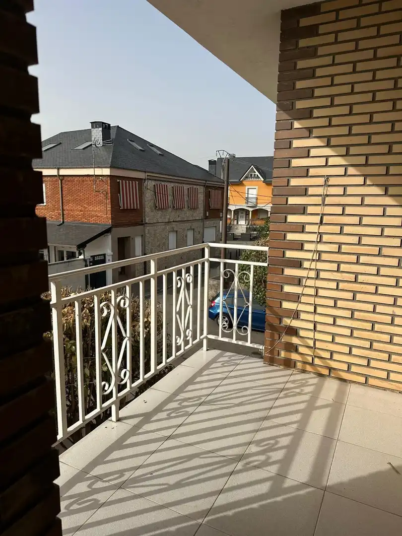 Terrasse von Country house zum Verkauf in Ponferrada mit Heizung, Privatgarten und Terrasse
