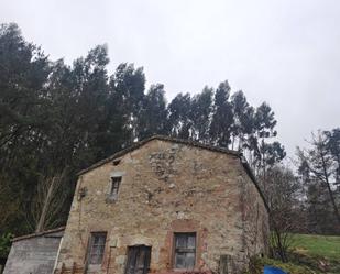 Vista exterior de Finca rústica en venda en Santa María de Cayón