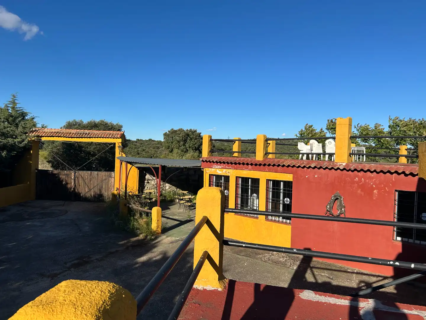 Vista exterior de Finca rústica en venta en Navas del Rey con Calefacción, Jardín privado y Terraza