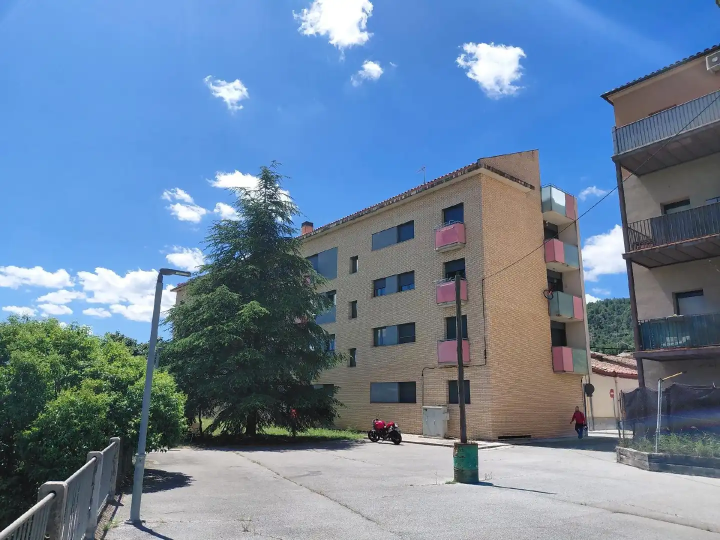 Exterior view of Flat for sale in Manresa