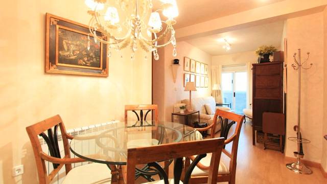 Piso en Alquiler en N/A en Valdezarza