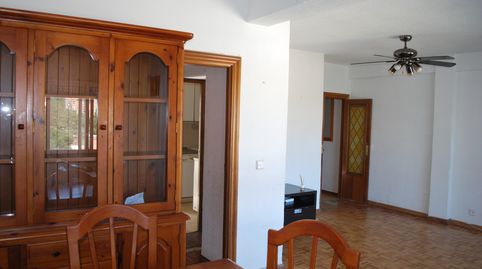 Foto 3 de Piso en venta en Calle de Somontín, 69, Apóstol Santiago, Madrid Capital