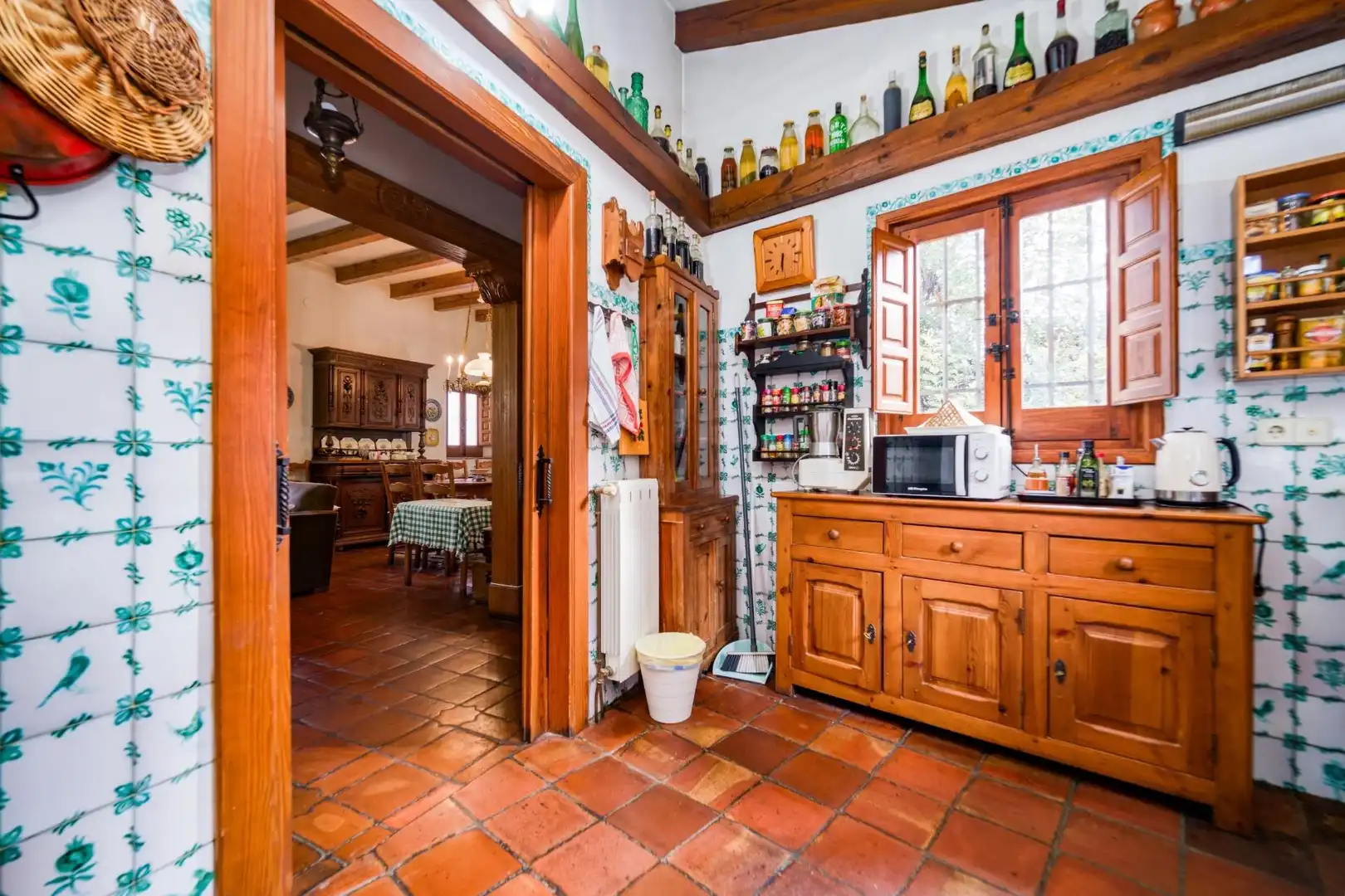 Cocina de Casa o chalet en venta en Granada con Aire acondicionado, Calefacción y Jardín privado