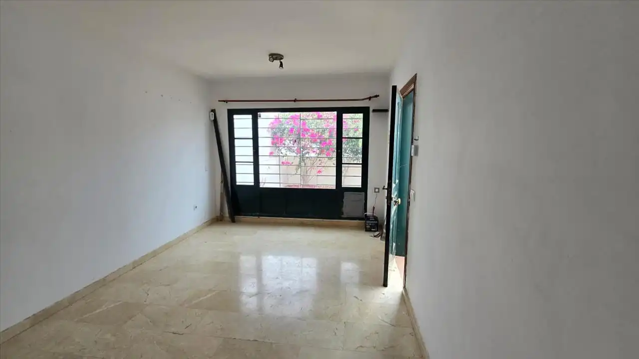 Adossat en venda a CHAFARI