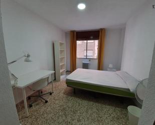 Apartament per a compartir a  Granada Capital