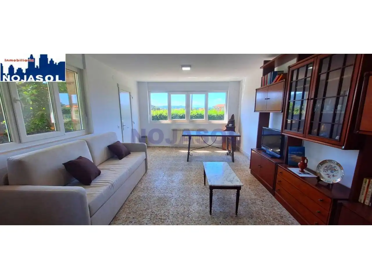 Sala de estar de Casa o chalet de alquiler en Noja con Calefacción, Jardín privado y Amueblado