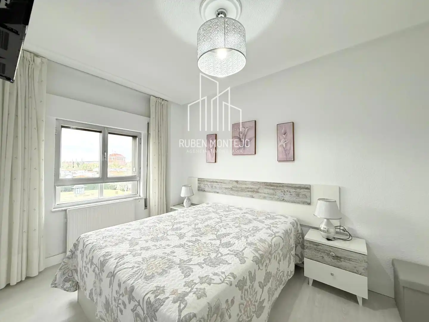 Bedroom of Flat for rent in Salamanca  with Heating, Terrace and Furnished