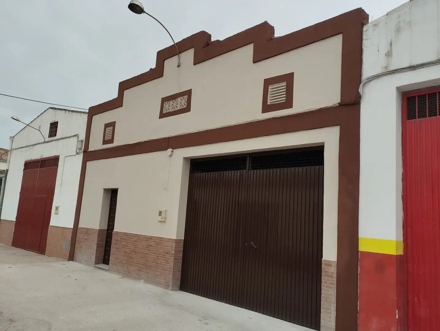 Nau industrial en venda a Cabra