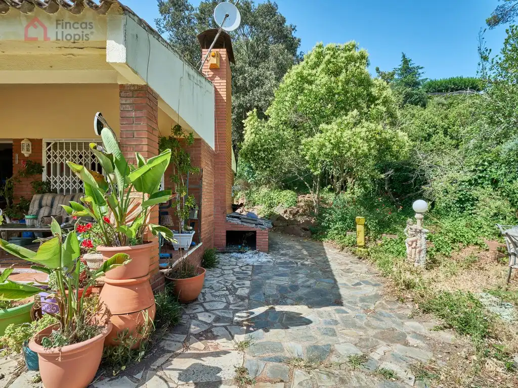 Jardí de Casa o xalet en venda en Corbera de Llobregat amb Aire condicionat, Calefacció i Jardí privat