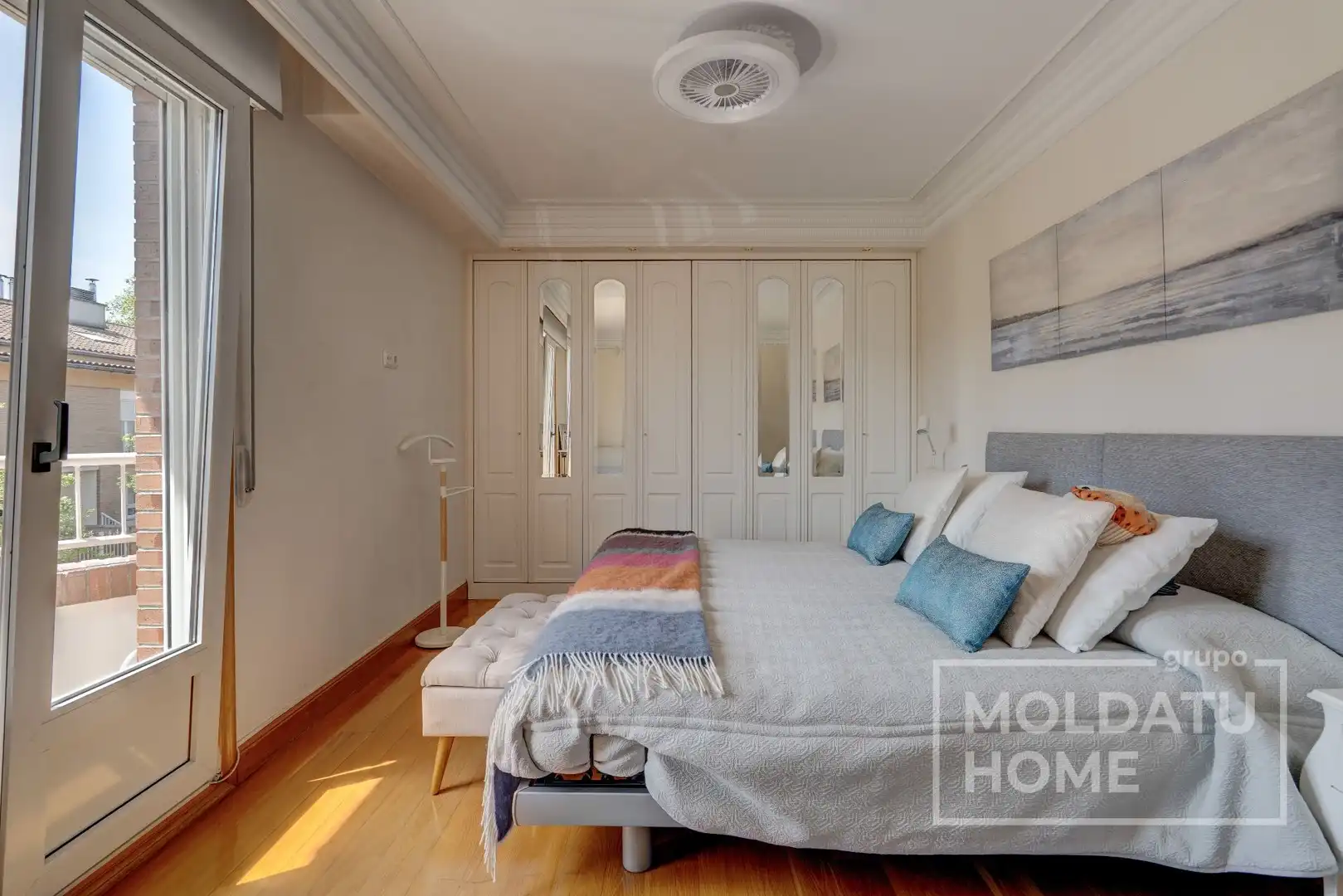 Bedroom of Detached homes for sale in Irun   with Heating, Private garden and Terrace