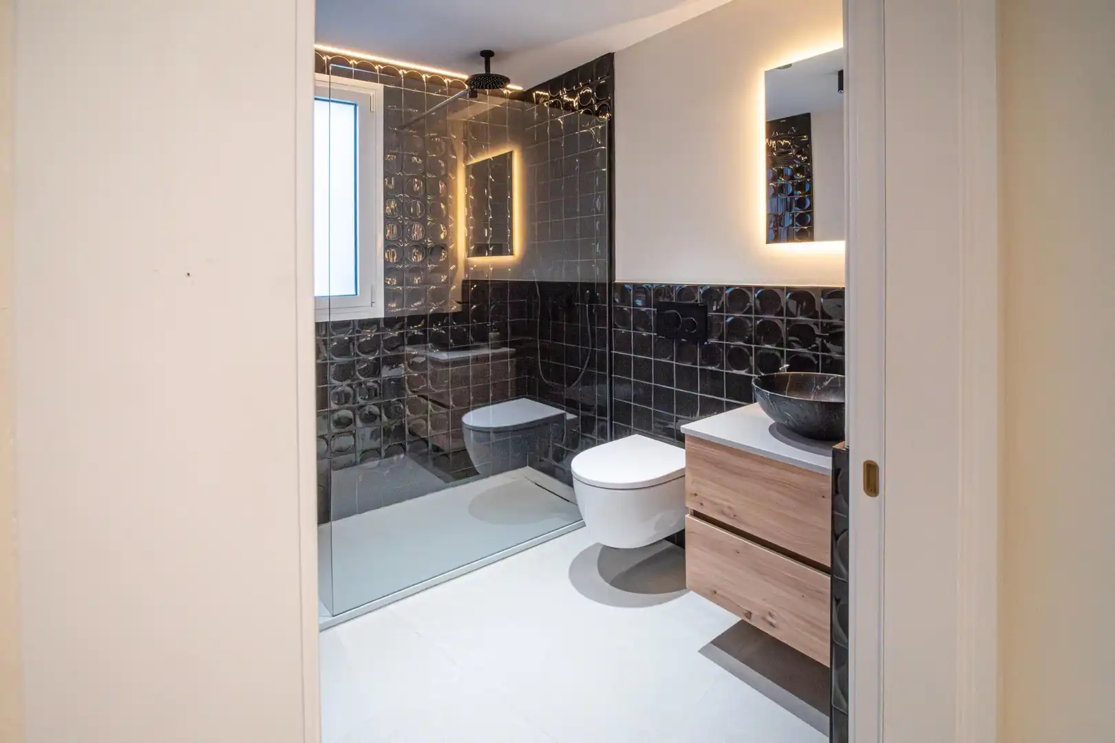 Bathroom of Flat for sale in Málaga  with Air Conditioner, Heating and Terrace