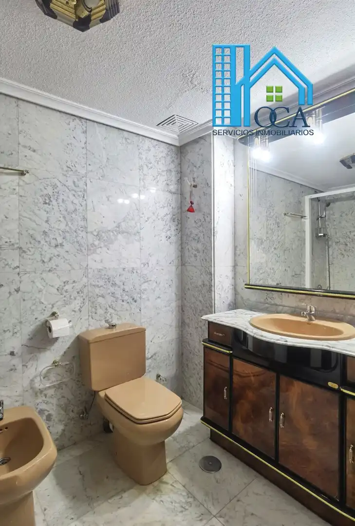 Flat for sale in Calle de los Arrayanes, Aluche