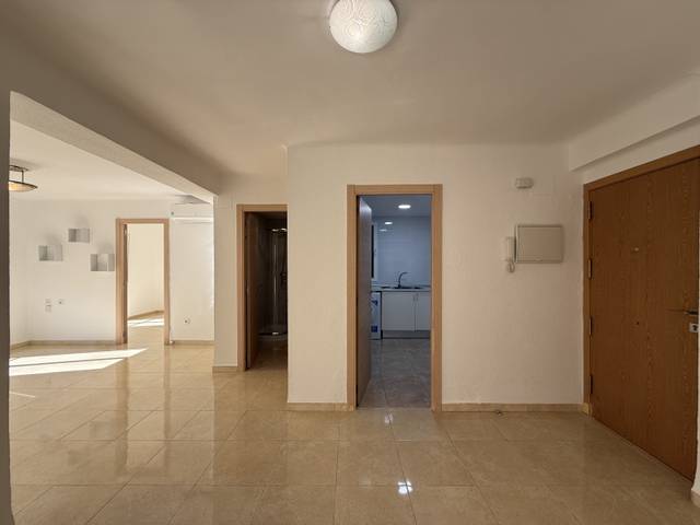 Piso en Alquiler en Valencia - AV DR PESET ALEIXANDRE, 116 en Barrio de Benicalap