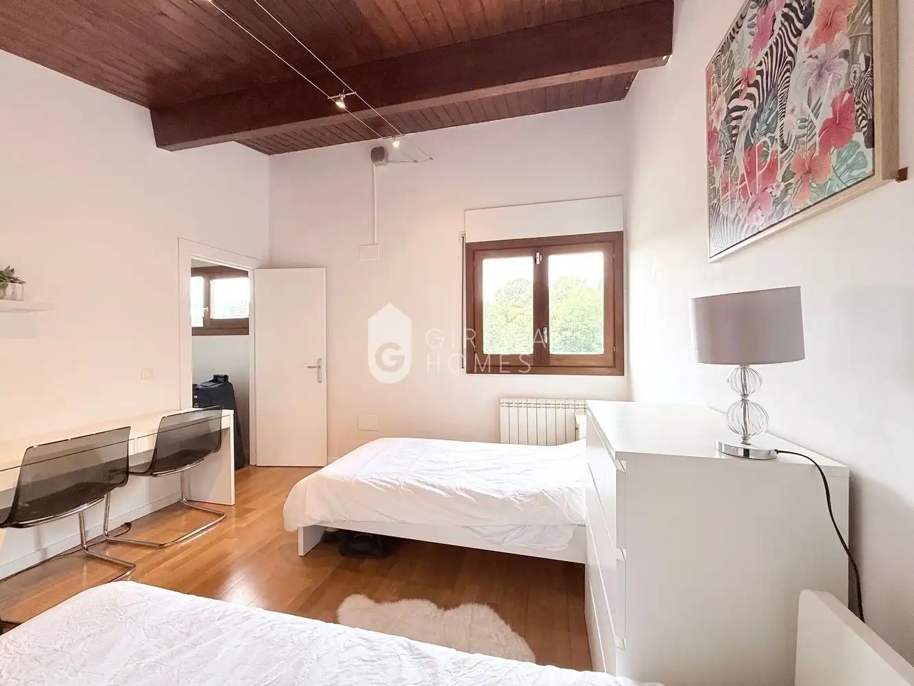 Schlafzimmer von Haus oder Chalet zum Verkauf in Sant Julià de Ramis mit Klimaanlage, Heizung und Privatgarten